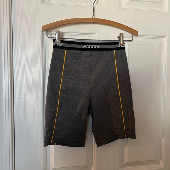 Kith Grey Bike Short Set - Picture 4 of 5